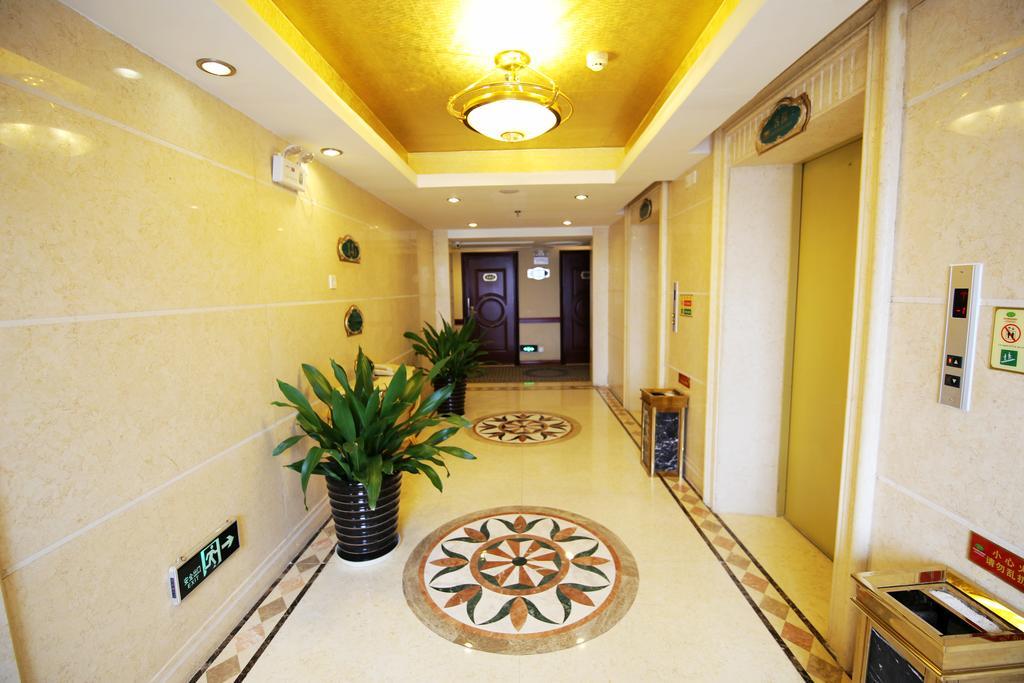 Vienna Hotel Chaoyang Наньнін Екстер'єр фото