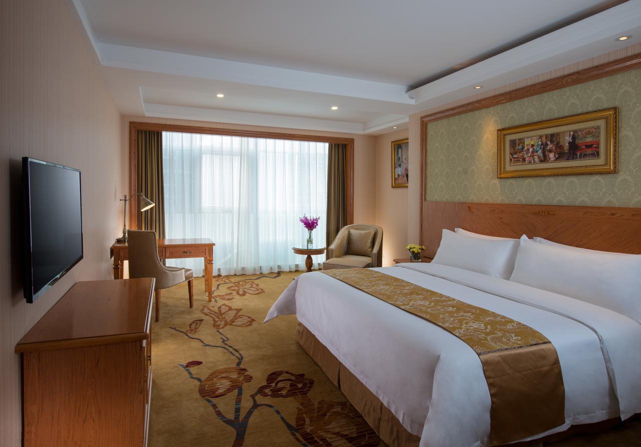 Vienna Hotel Chaoyang Наньнін Екстер'єр фото