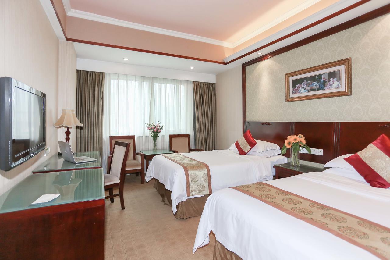 Vienna Hotel Chaoyang Наньнін Екстер'єр фото