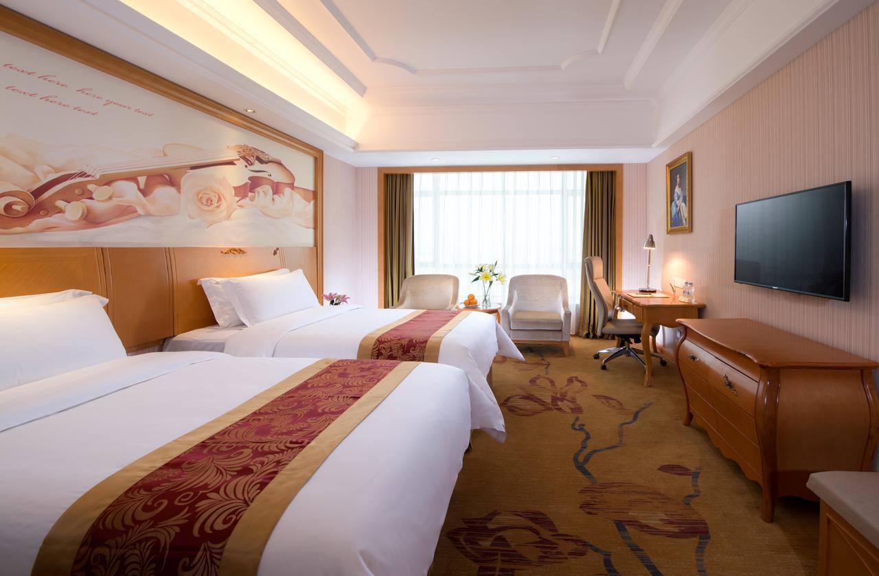 Vienna Hotel Chaoyang Наньнін Екстер'єр фото