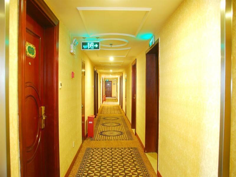 Vienna Hotel Chaoyang Наньнін Екстер'єр фото